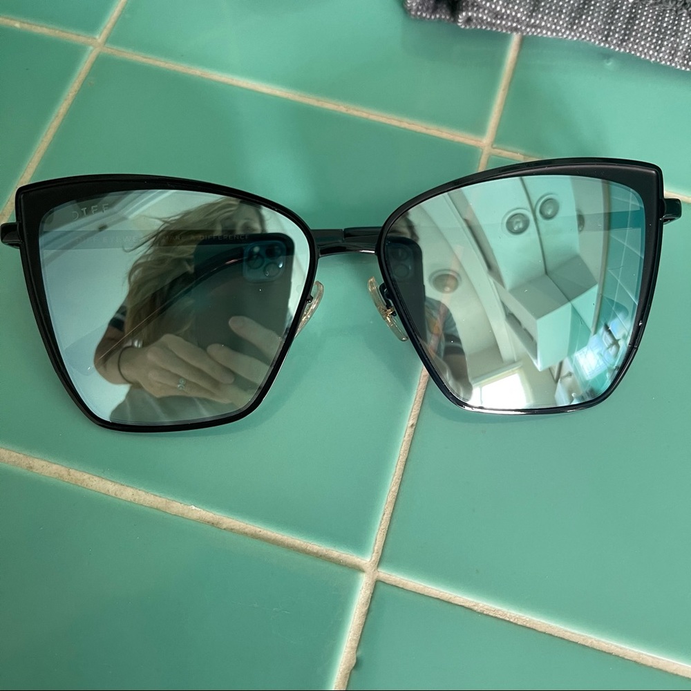 Diff Eyewear Becky Authentic Black Frame Mirror - image 8
